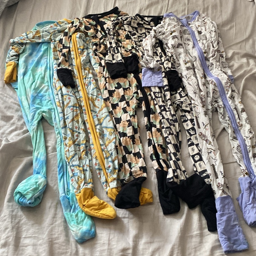 Genlty used Bamboo onesie from Dream Big Little